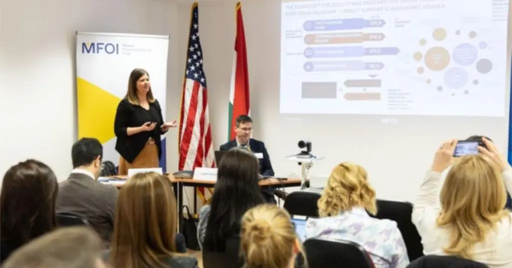 Sikeres szakpolitikai fórum az AmCham Hungary-nél